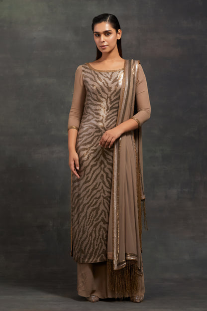 Kurta Set In Zebra Pattern Sequin Embroidery