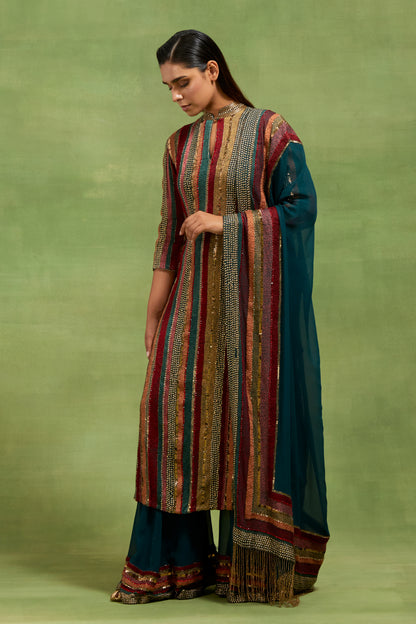 Kurta Set In Dhari Thread and Sequin Embroidery