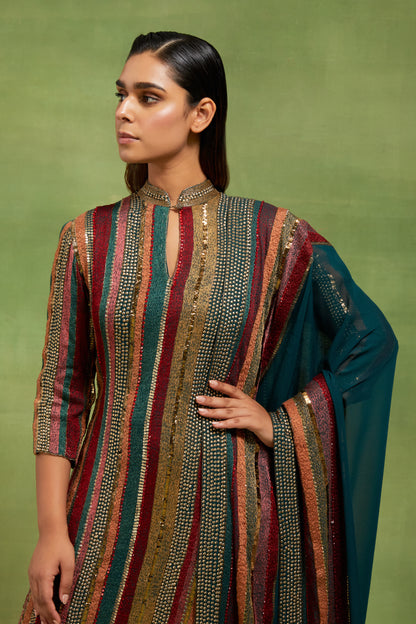 Kurta Set In Dhari Thread and Sequin Embroidery