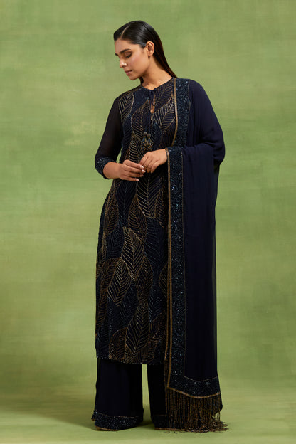 Kurta Set In Cutdana Leaf Embroidery