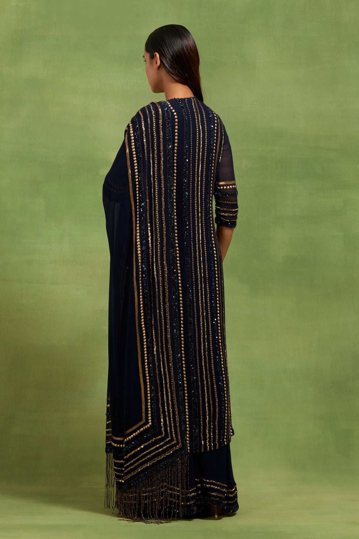 Kurta Set in Sequin Line embroidery