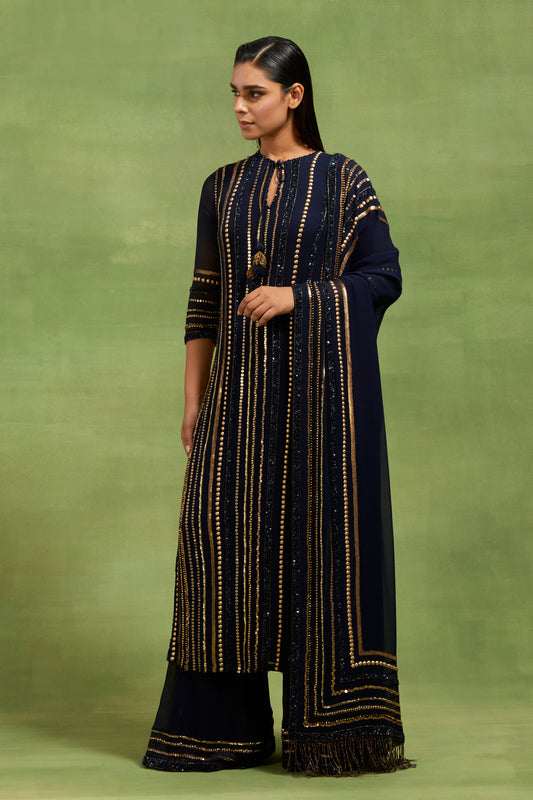 Kurta Set in Sequin Line embroidery