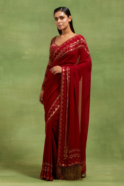 Sari Set In Egyptian Cutdana Pattern Embroidery