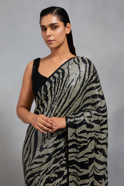 Sari Set in sequin embroidery in the iconic black and white Design