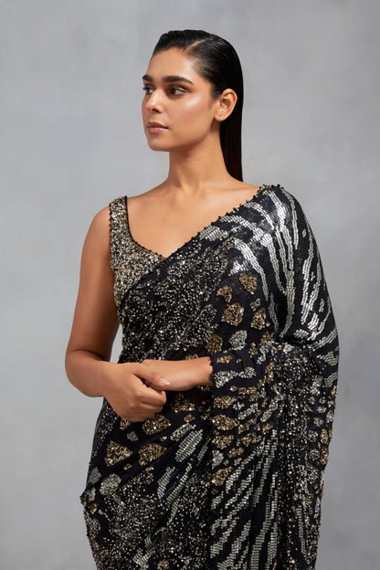 Sari Set In Sequin Embroidery in an Alligator Design Texture