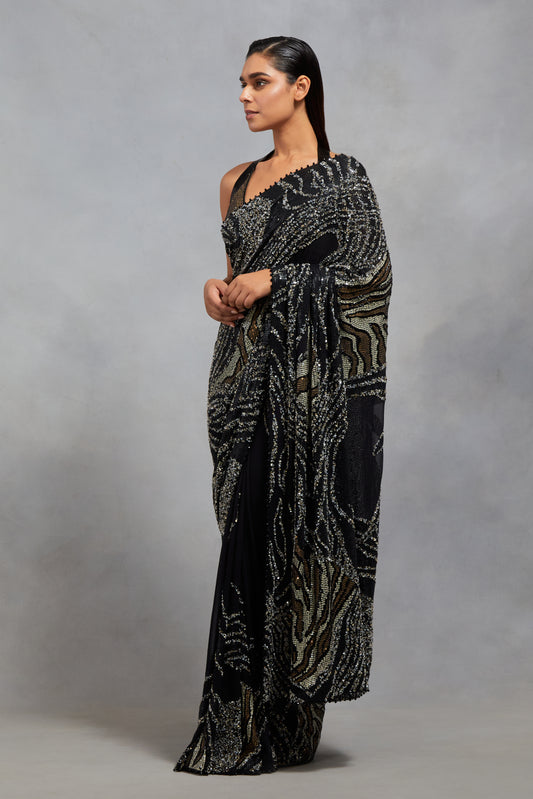 Sari Set In Sequin Embroidery in Mix Animal Design pattern