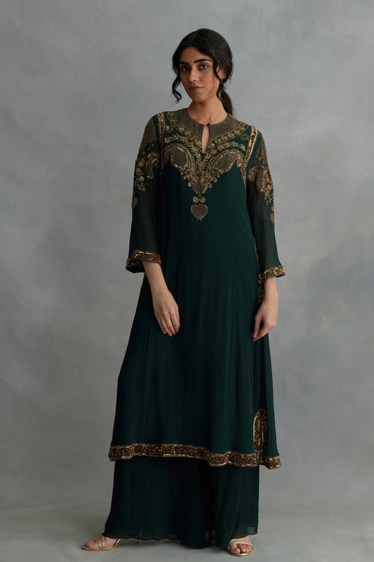 Kurta Set in Zari Thread Embroidery