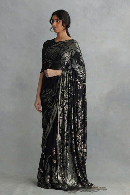 Sari Set in Lotus Design in Sequin embroidery