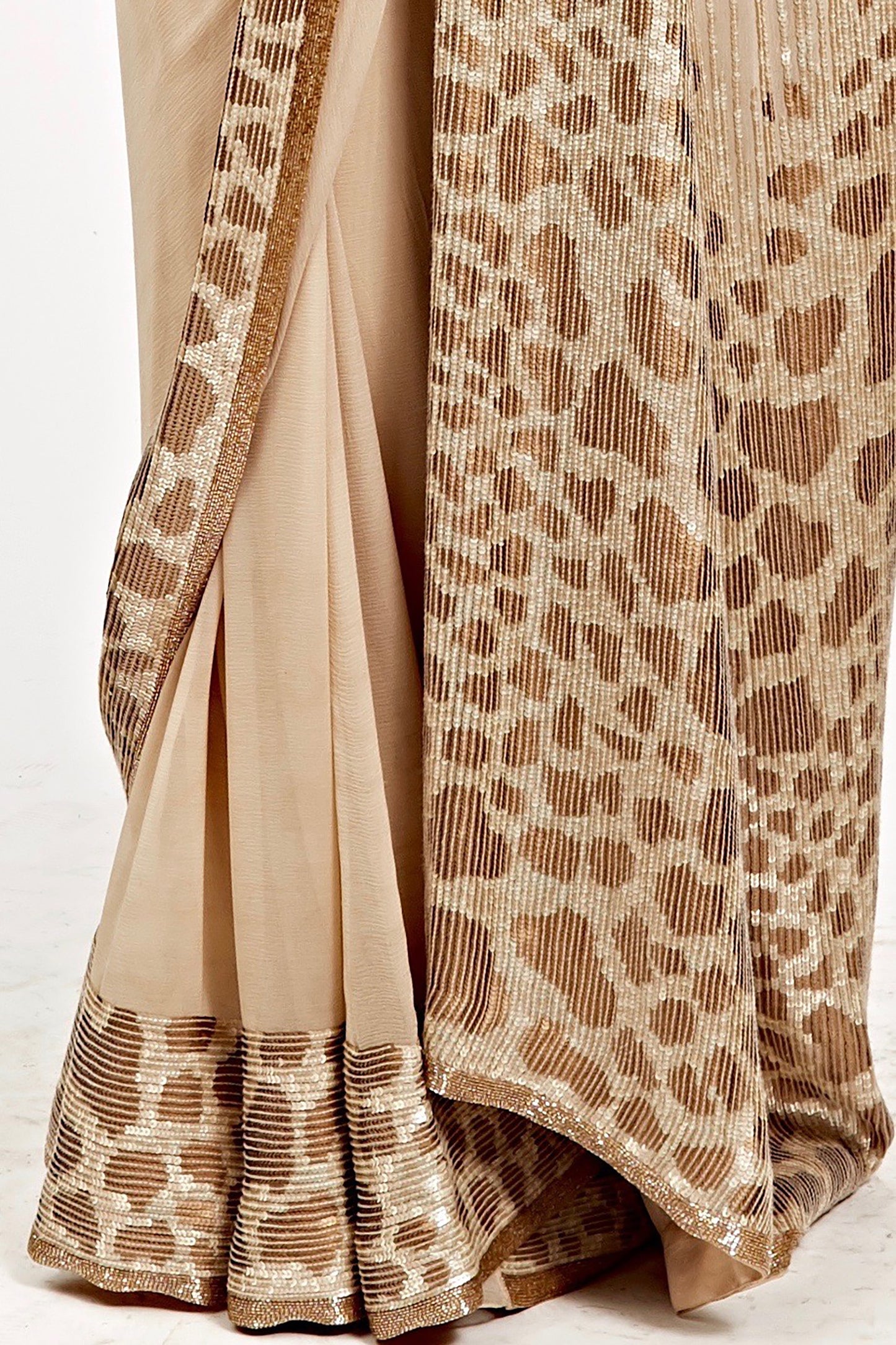 Sari Set with Giraffe design in sequin embroidery