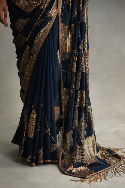 Sari Set in Trapeze Geometric Design in Sequin Embroidery