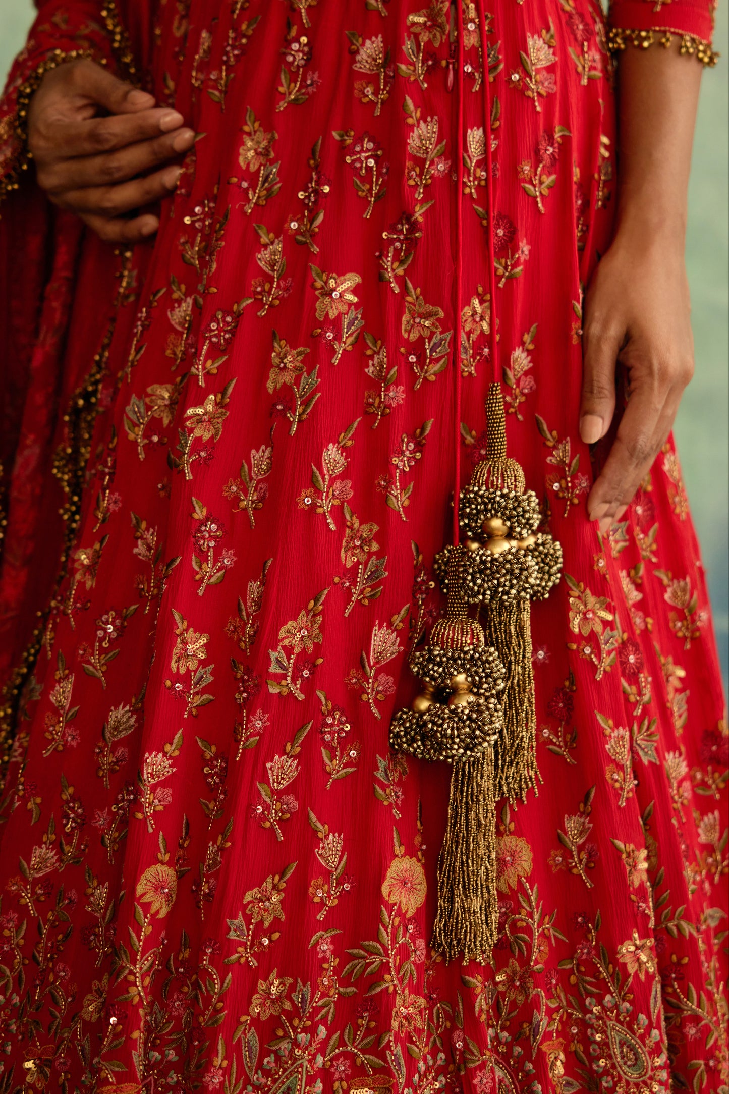 Lehenga Set in floral paisley thread embroidery