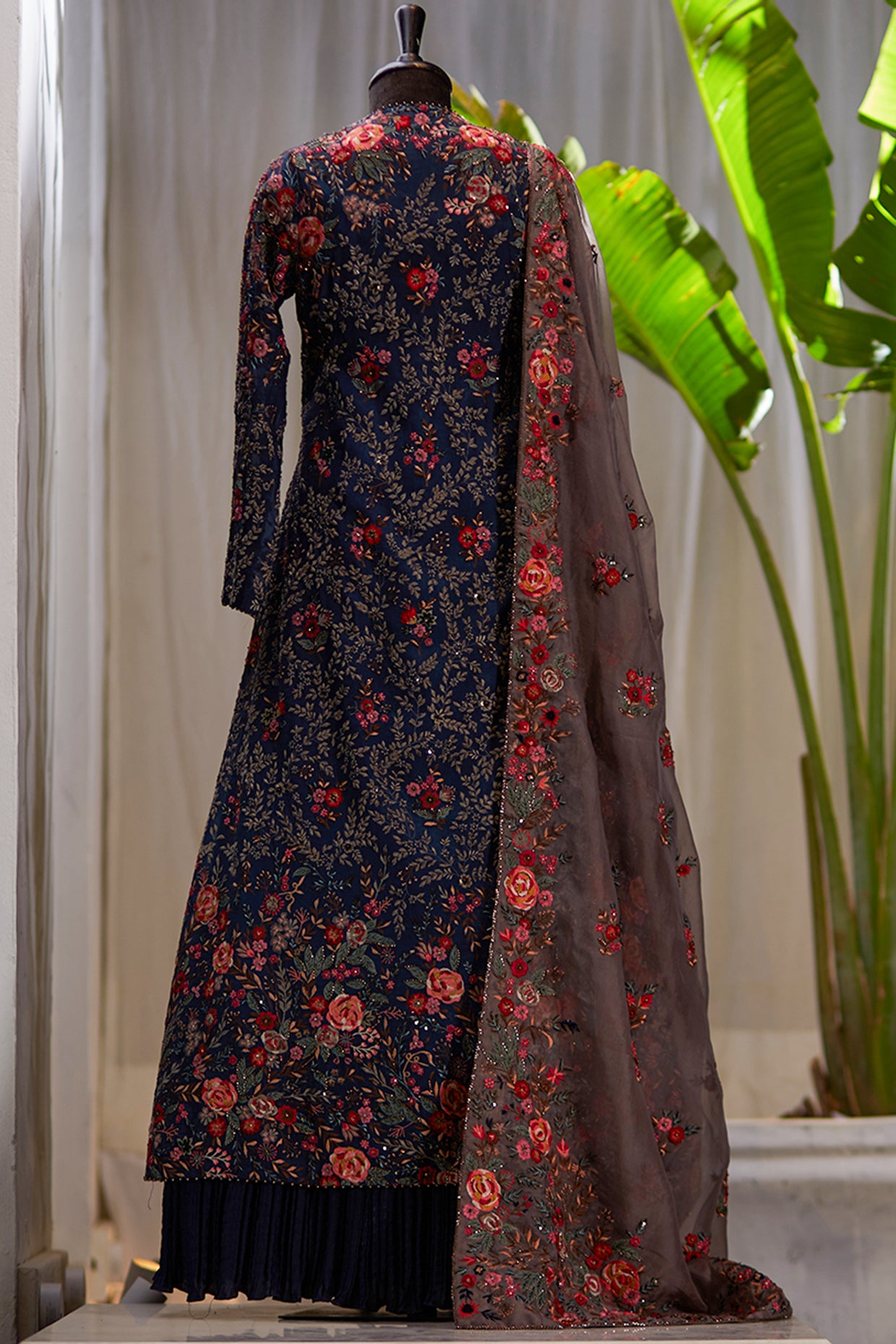 Jacket Set in Floral Thread Embroidery