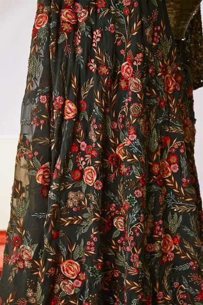 Sari Set in Floral Thread Embroidery