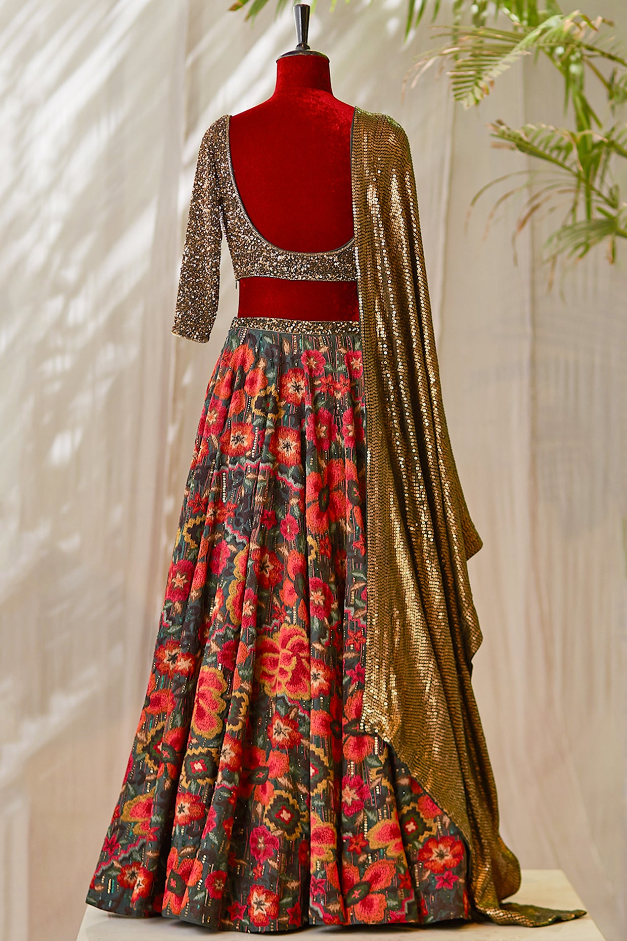 Lehenga Set in Ikkat Motifs Thread Embroidery
