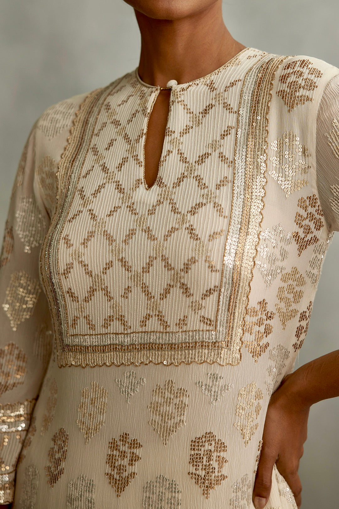 Kurta Set in lustrous small sequin embroidery