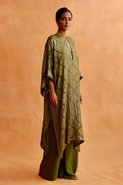 Kaftan Set in Small Sequin Embroidery