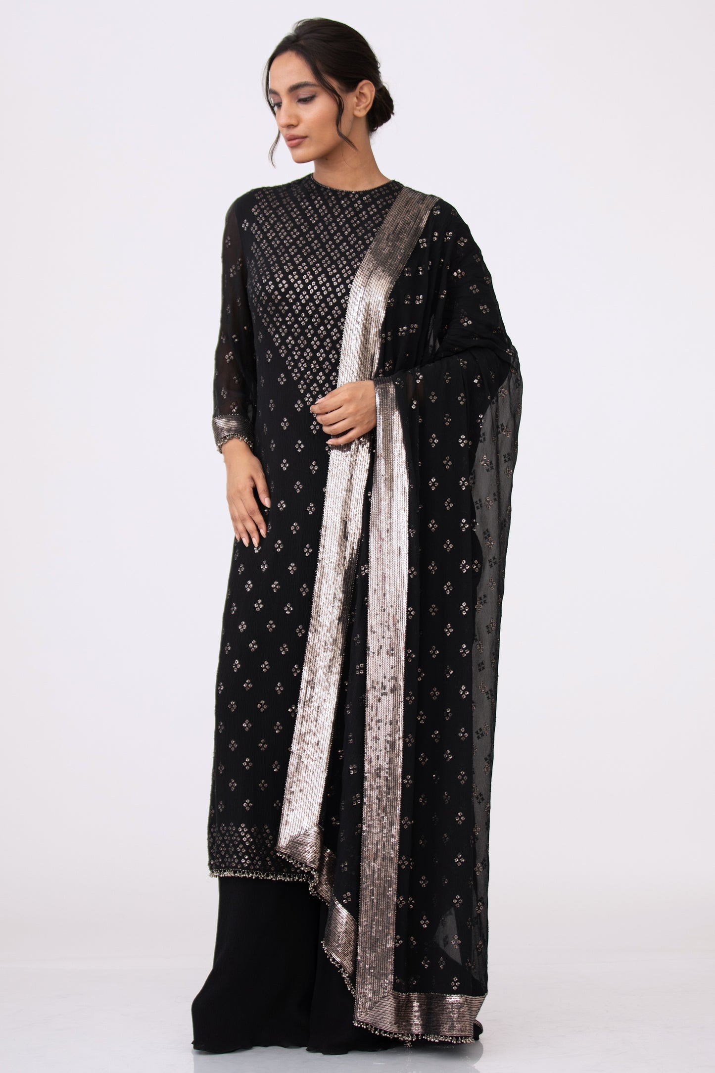 Kurta Set in Bandini Inspired Sequins Embroidery