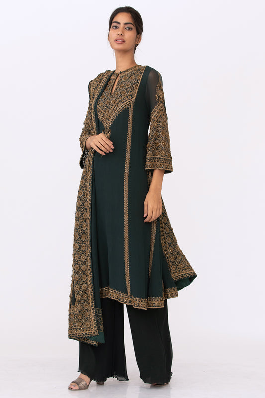 Kurta Set in Zari and Sequin Embroidery