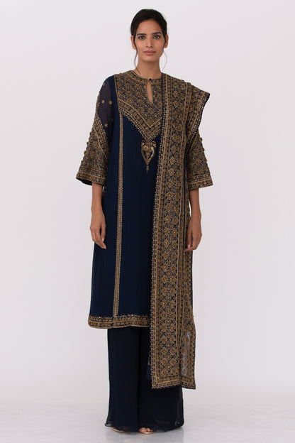 Kurta Set in Zari and Sequin Embroidery