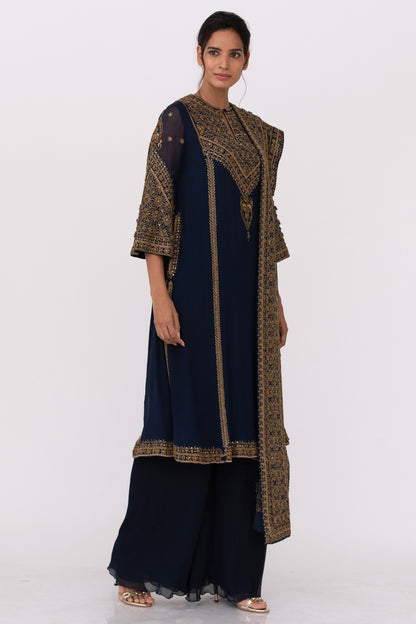 Kurta Set in Zari and Sequin Embroidery