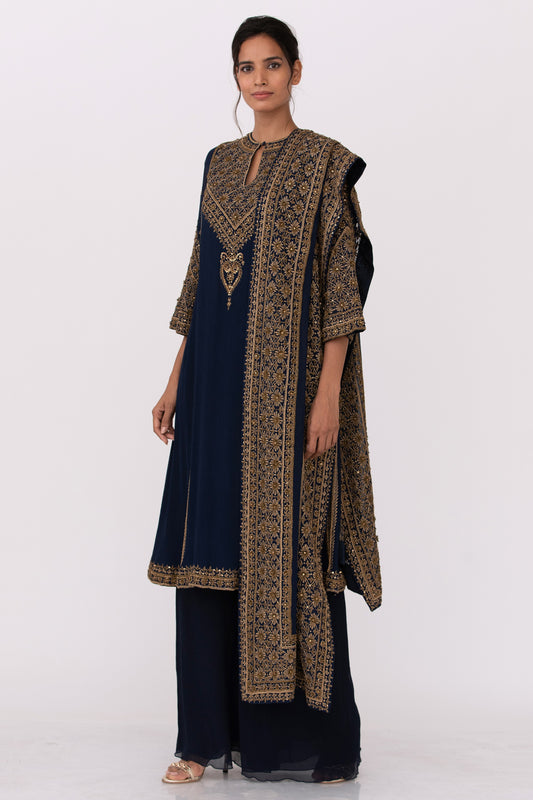 Kurta Set in Zari and Sequin Embroidery