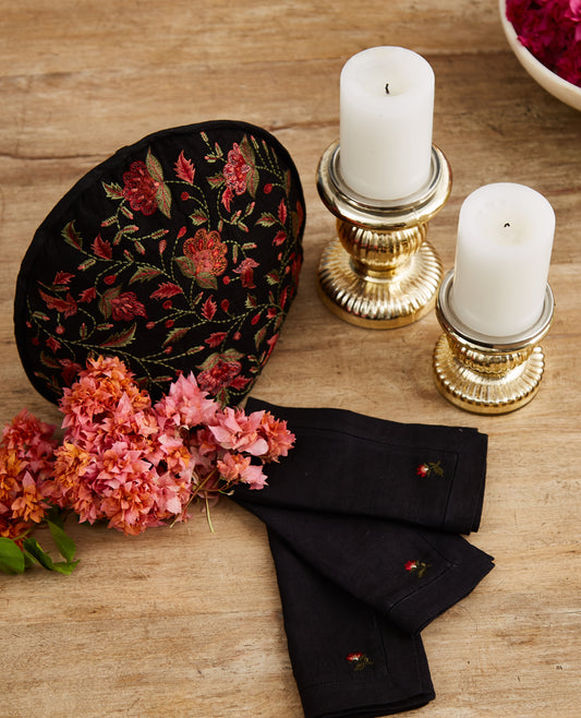 Black Napkin in Linen