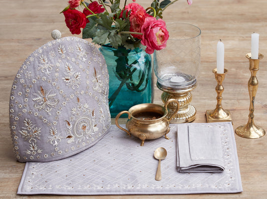 Tea Cozy in Ivory
