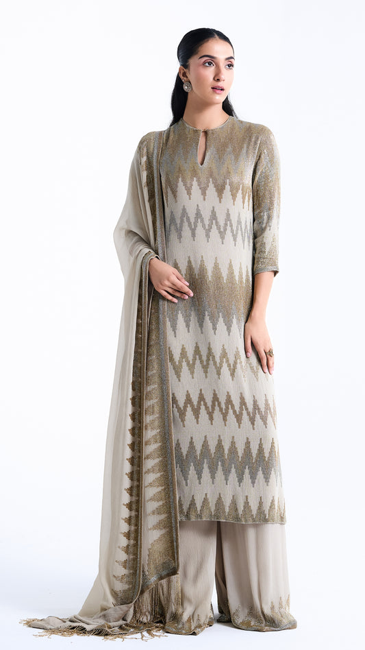 Kurta Set in Zig Zag Cutdana Embroidery