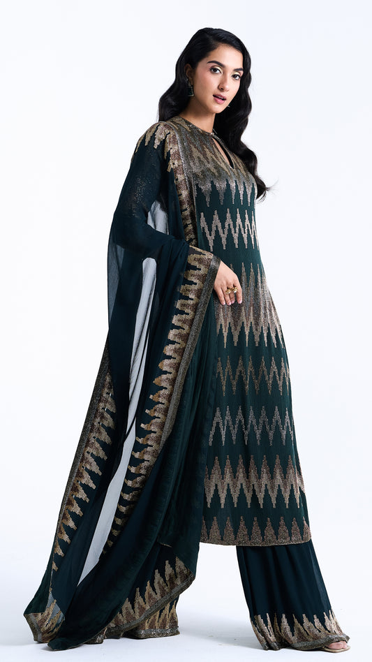 Kurta Set in Zig Zag Cutdana Embroidery