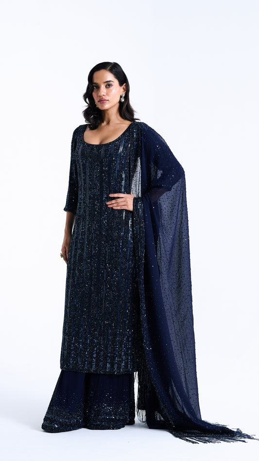 Kurta Set in Mixed Line Sequin Embroidery