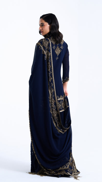 Sharara Set in a Geometric Sequin Pattern