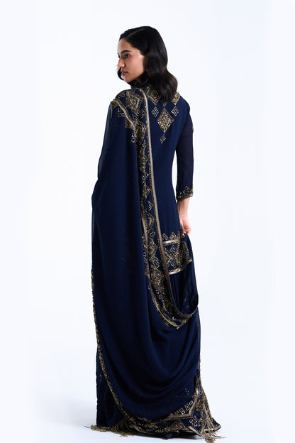 Sharara Set in a Geometric Sequin Pattern