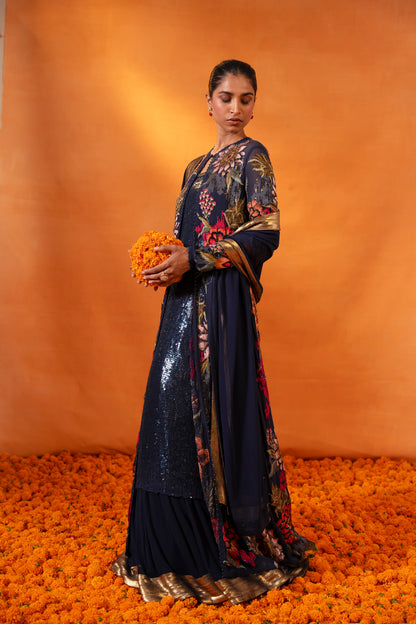 Jacket Set in Ikkat Floral Thread Embroidery