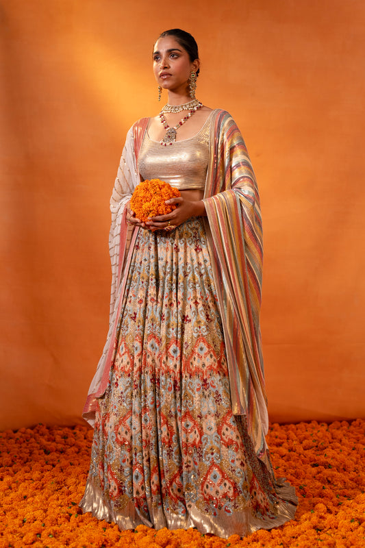 Lehenga Set in Ikkat thread embroidery