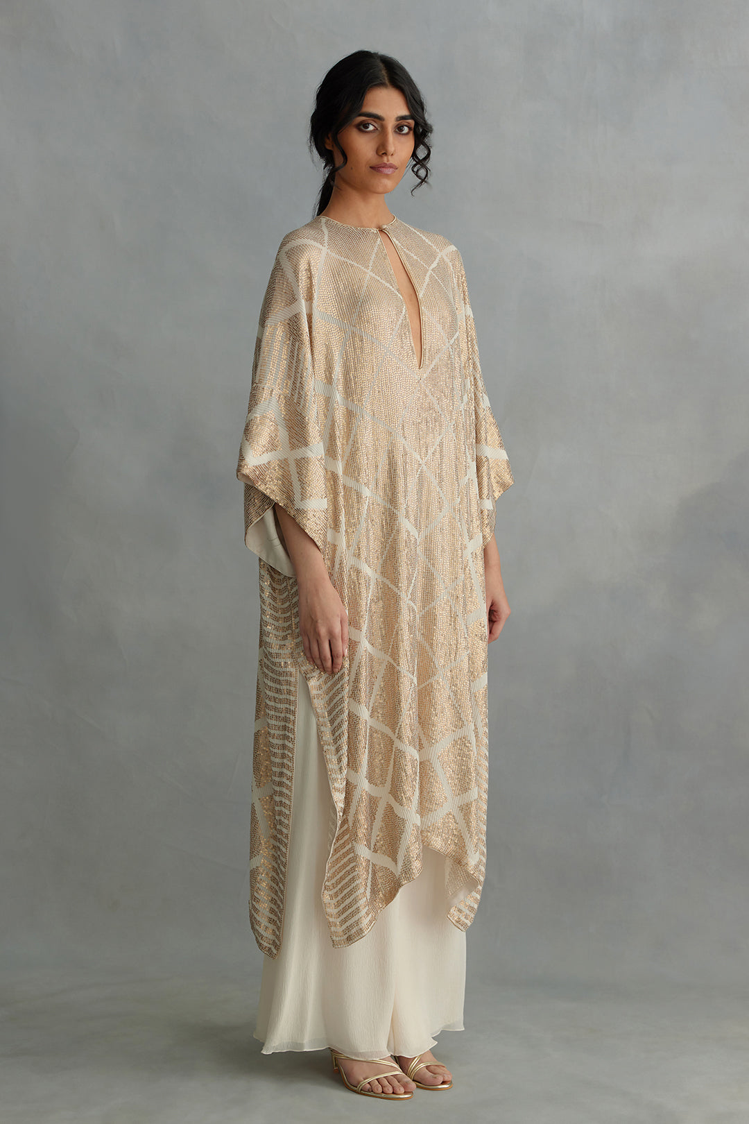 Kaftan Set in Small Sequin Embroidery