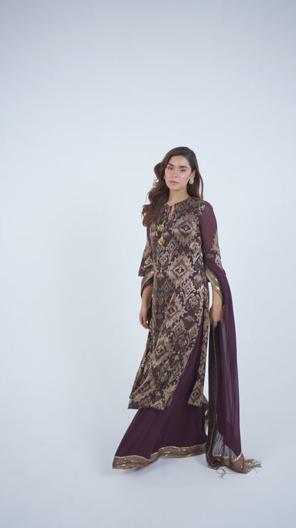 Kurta Set with Ikkat Cutdana Embroidery